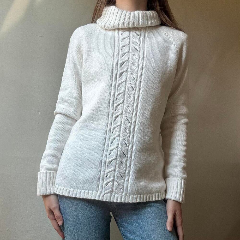 Vintage St. John’s Bay White Turtleneck Fisherman Sweater Medium Cottagecore